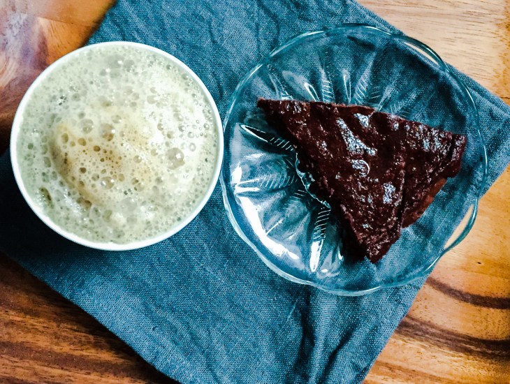Brownie Pie with chaga-reishi latte