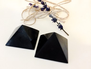 shungite pyramids